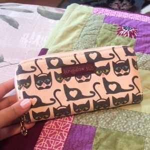 Bungalow 360 Cat Wallet